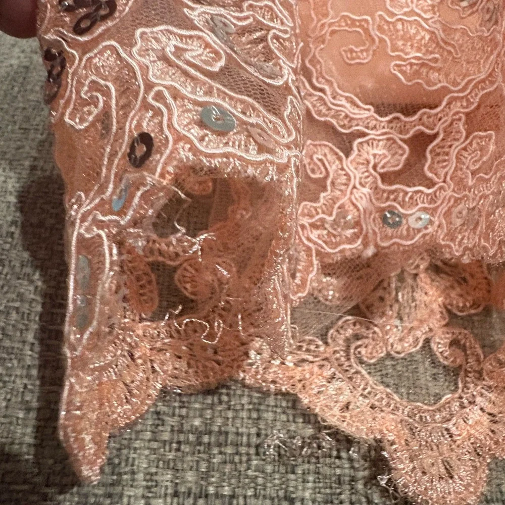 Peachy pink Unbranded sleeveless formal dress with lace pearls sequins 3t/4t GUC